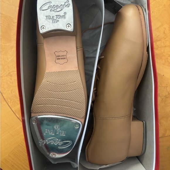 Cadence Light Tan Leather Oxford Tap Shoes - Picture 2 of 3